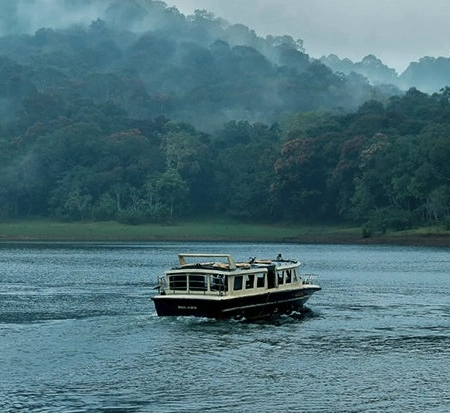 The Serene Horizon, Luxury Resort in Thekkady